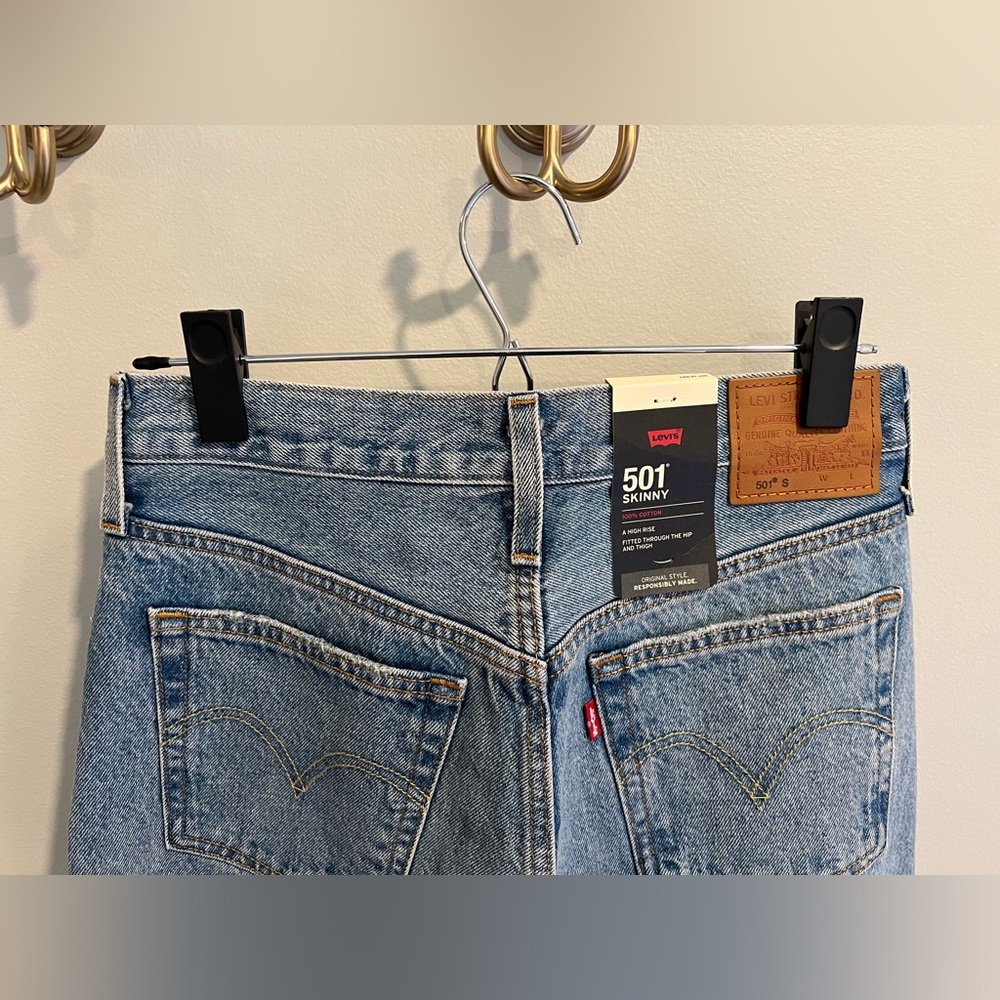 Levi’s 501 Skinny Jeans - Picture 4 of 4